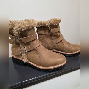 Indigo Rd. Ibbie Bootie